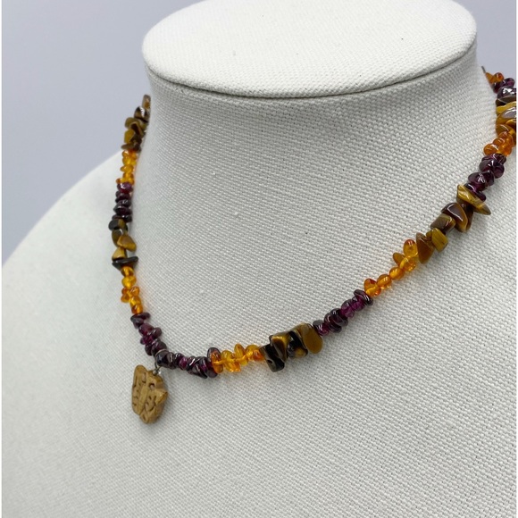 Sterling Silver Amber, Tiger Eye, Garnet Chip Beaded Necklace Butterfly Pendant - Picture 4 of 11